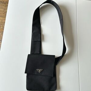 Prada messenger crossbody bag.Low price-authenticity unknown bought secondhand.
